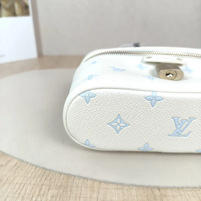 Louis Vuitton Shoulder Bag VANITY POUCH Cosmetic Bag White · Blue Calfskin One Size19 × 6.5 × 11.5 cm — detail view 1 of 13
