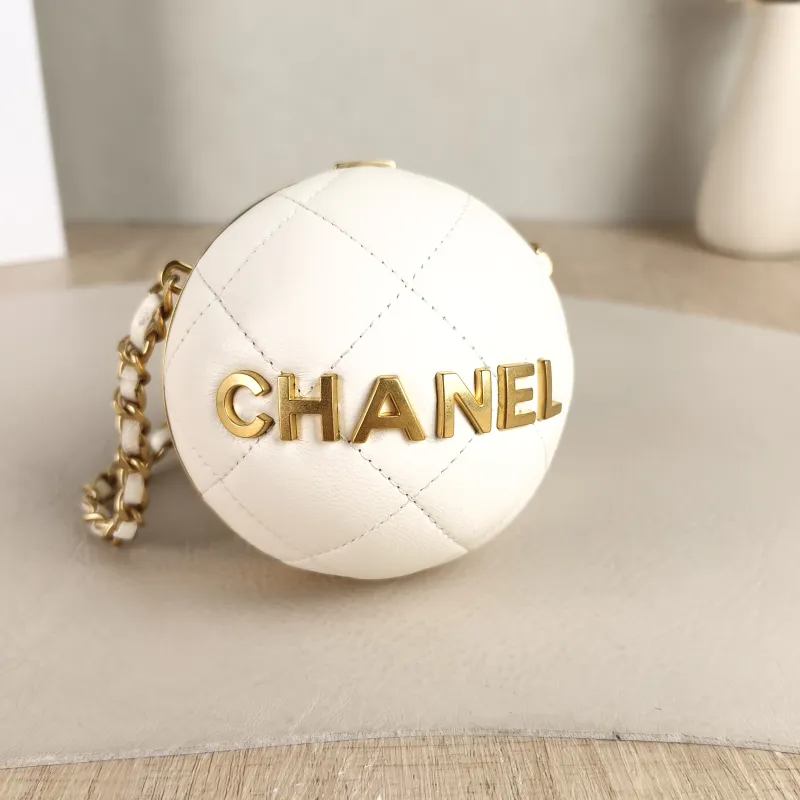 Chanel Crossbody Bag Crossbody Bag White Lambskin One Size 9 × 9 × 9 cm — cover view 6 of 6