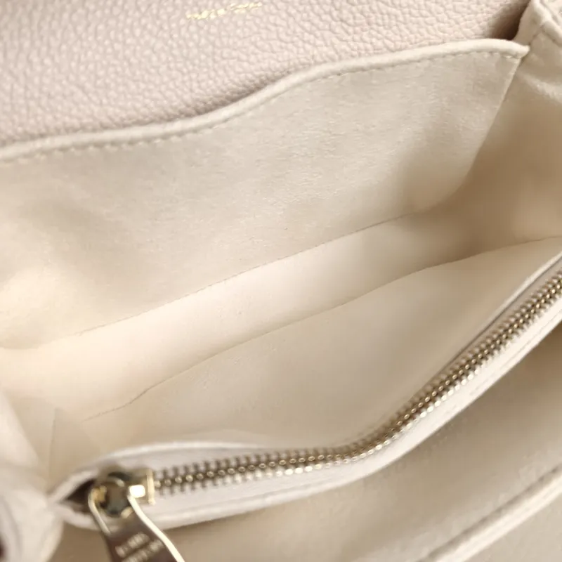 Louis Vuitton Crossbody Bag Pochette Métis East West Empreinte Embossed Calfskin Small 21.5 × 6 × 13.5 cm — detail view 2 of 13