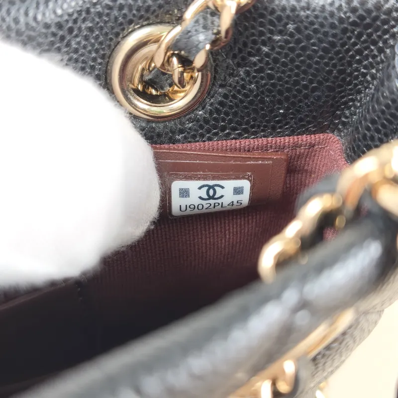Chanel Shoulder Bag mini tote Black Grained Calfskin One Size20 × 4 × 11 cm — detail view 3 of 10