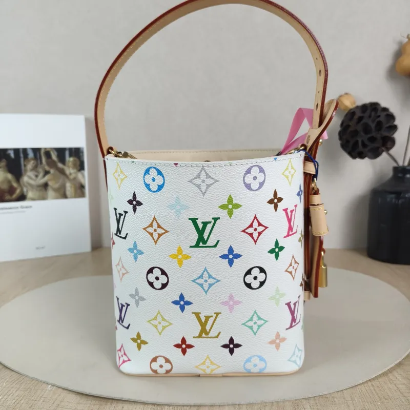 Louis Vuitton Top Handle Bag ALL IN BB Multicolore PVC BB 16 × 12 × 18 cm — detail view 2 of 11