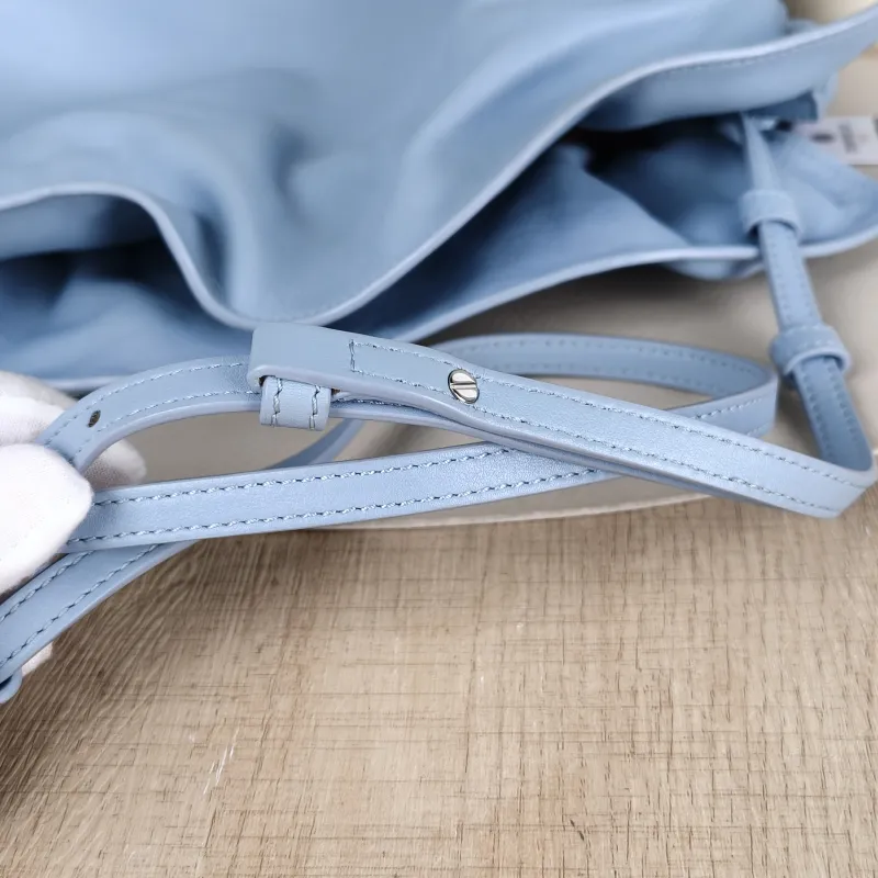 LOEWE Crossbody Bag Flamenco Blue Calfskin Medium30 × 10.5 × 20 cm — detail view 2 of 11