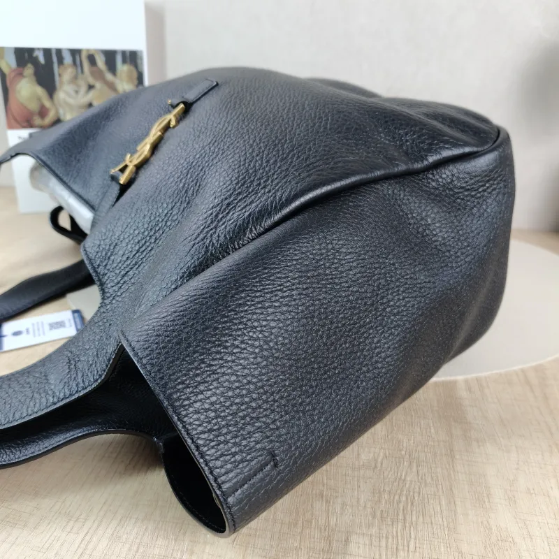 SAINT LAURENT Shoulder Bag LE 5 À 7 BEA Black One Size36 × 11 × 28 cm — detail view 5 of 12