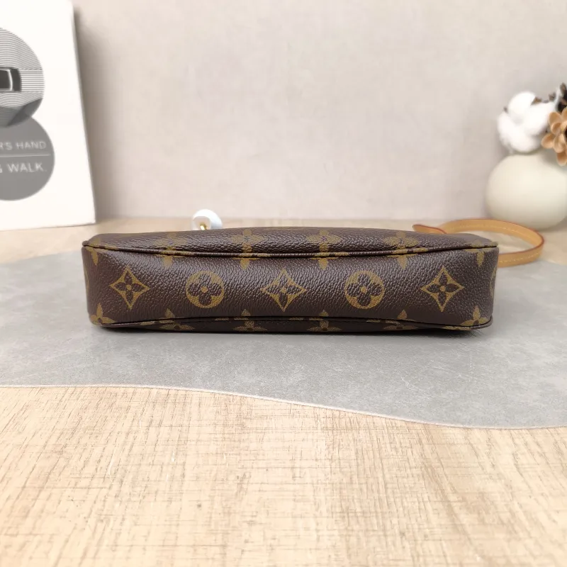 Louis Vuitton Shoulder Bag Pochette Accessoires Monogram PVC Large 23 × 4 × 13.5 cm — cover view 3 of 6
