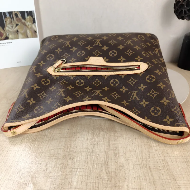 Louis Vuitton Shoulder Bag Lineup Monogram PVC One Size 34.5 × 13 × 26 cm — detail view 1 of 10