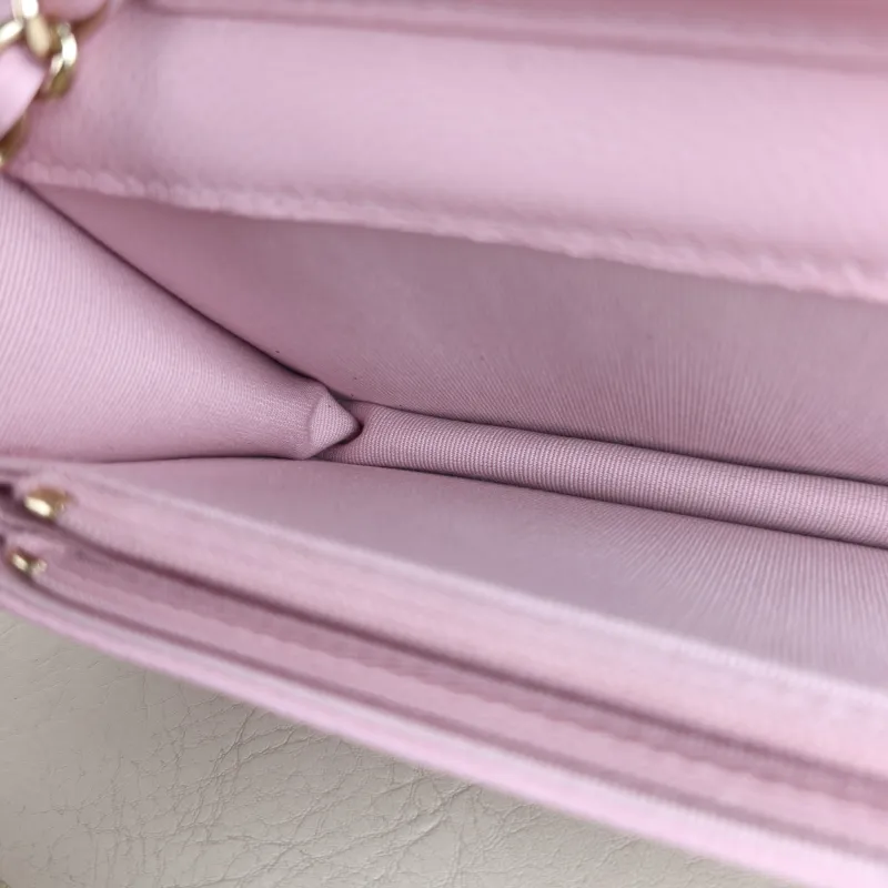 Chanel Shoulder Bag Baguette Bag Pink Calfskin One Size 22 × 3 × 10.5 cm — detail view 1 of 12