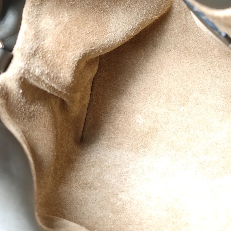 LOEWE Crossbody Bag Flamenco Green Calfskin Medium 30 × 10.5 × 24.5 cm — detail view 5 of 10