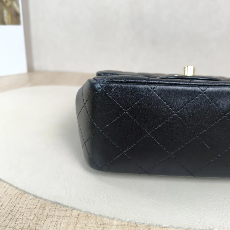 Chanel Crossbody Bag Classic Flap Mini CF Mini Black SL ambskinmini17 × 8 × 13.5 cm — detail view 6 of 15