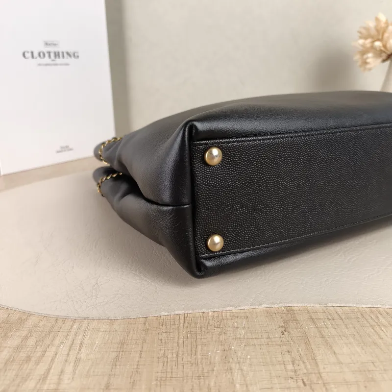 Chanel Shoulder Bag Tote Bag Black Calfskin One Size25 × 8 × 23 cm — detail view 5 of 12