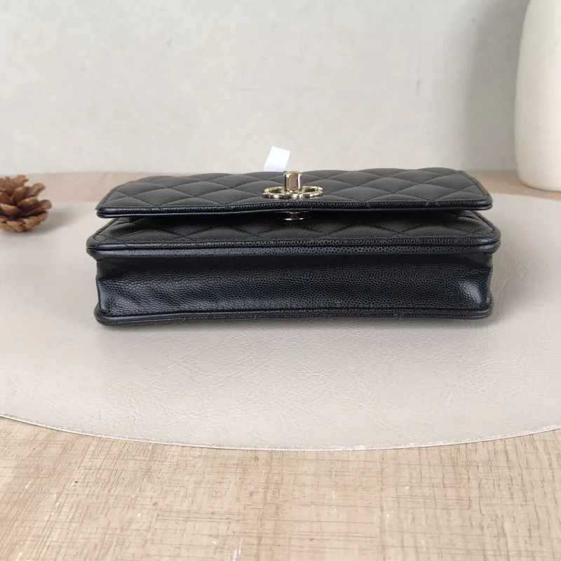 Chanel Crossbody Bag coco crush woc Black Grained Calfskinmini19.2 × 3.5 × 12.3 cm — cover view 4 of 5