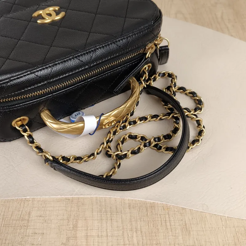 Chanel Crossbody Bag Camera Bag Black Grained Calfskin One Size20 × 7.5 × 12.5 cm — detail view 2 of 15