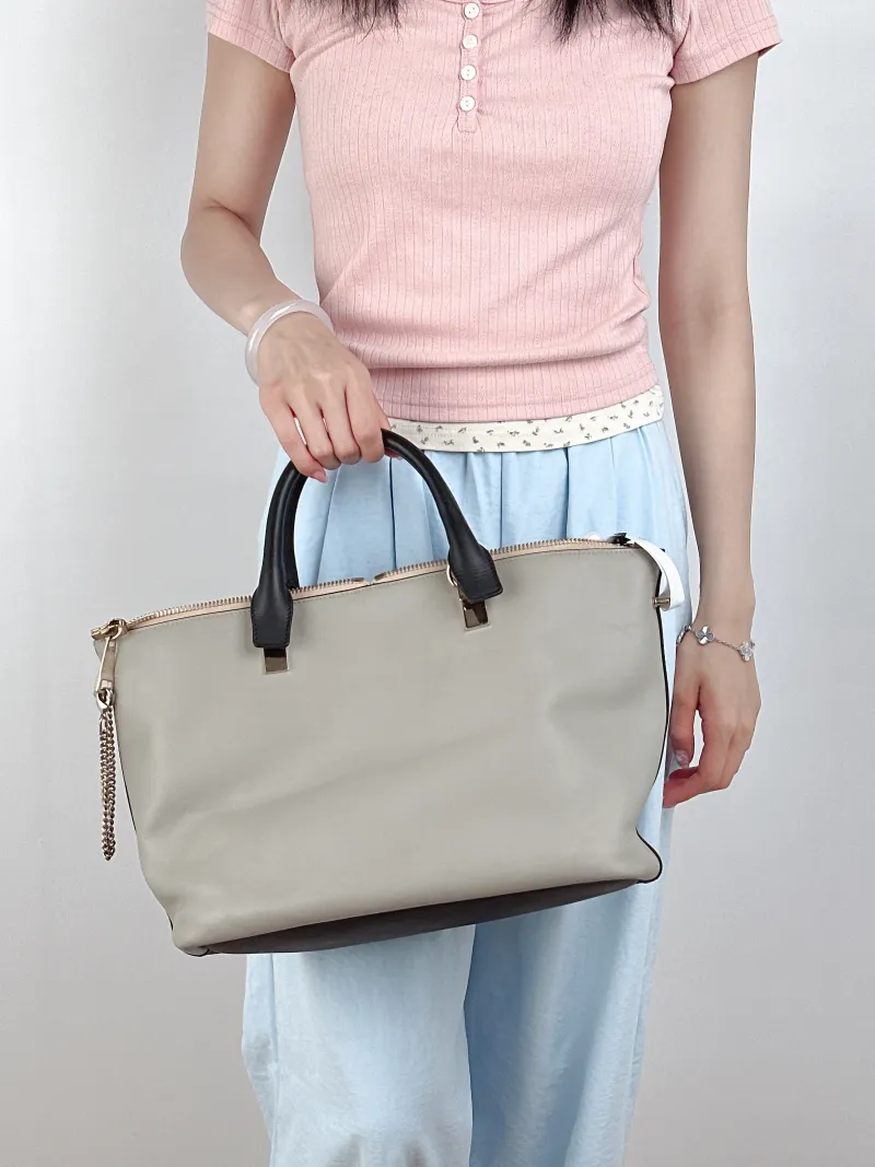 Chloé Shoulder Bag Shoulder Bag Beige Black Calfskin One Size30 × 14 × 23 cm — on-model view 1 of 2