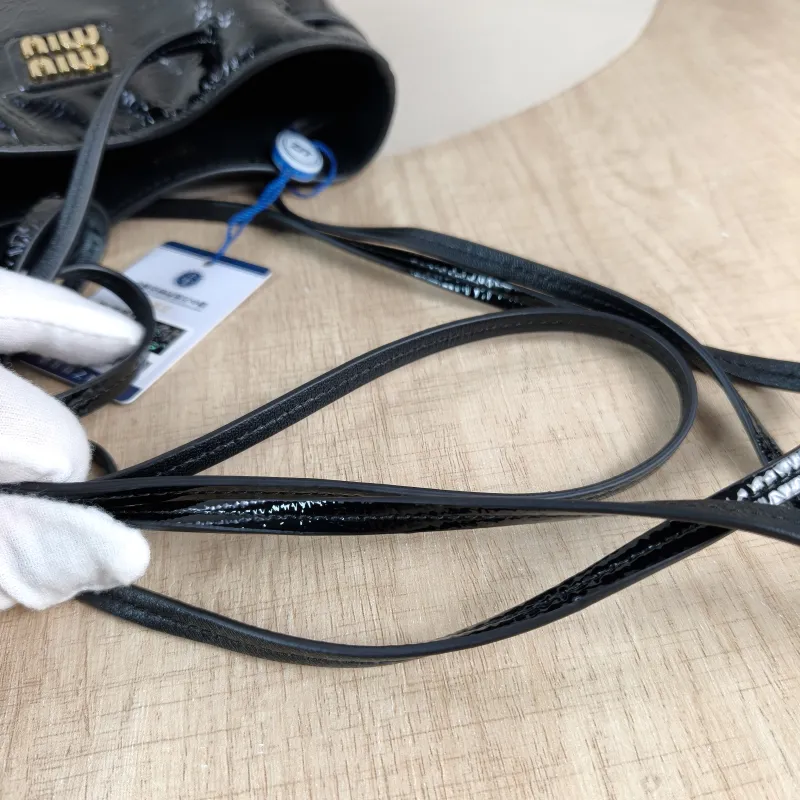 Miumiu Crossbody Bag logo Black Waxed Leather One Size 14 × 6 × 17.5 cm — detail view 2 of 12