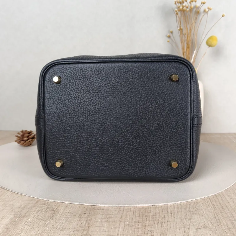 Hermès Top Handle Bag Picotin Lock 22 22 Black TC Calfskin Medium 22 × 17 × 21 cm U — cover view 4 of 5