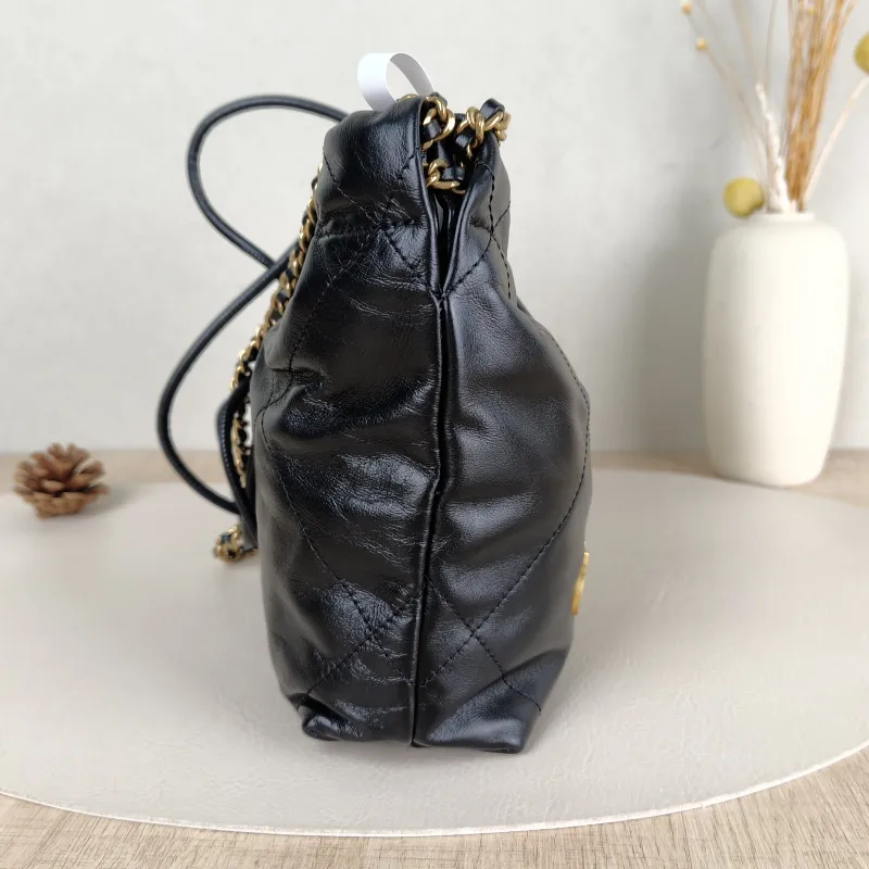 Chanel Shoulder Bag22Bag Black CC alfskinmini20 × 6 × 19 cm — detail view 10 of 11
