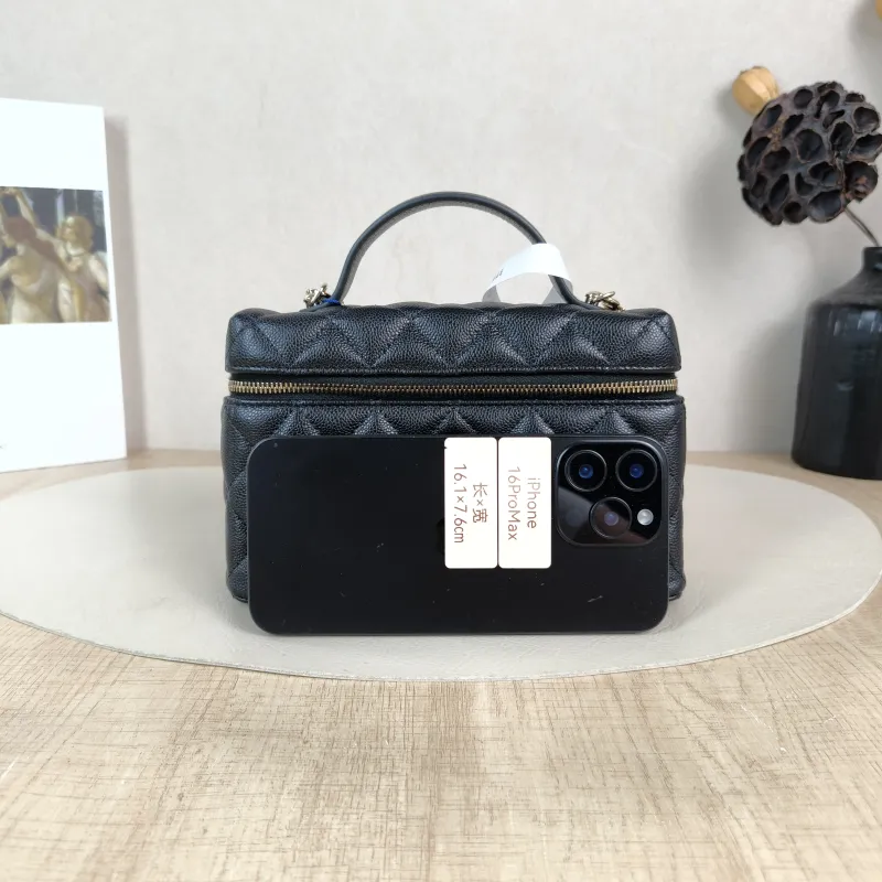 Chanel Crossbody Bag lp Box Bag Top Handle Crossbody Bag Black Calfskin One Size 19.5 × 5 × 17 cm — cover view 6 of 6