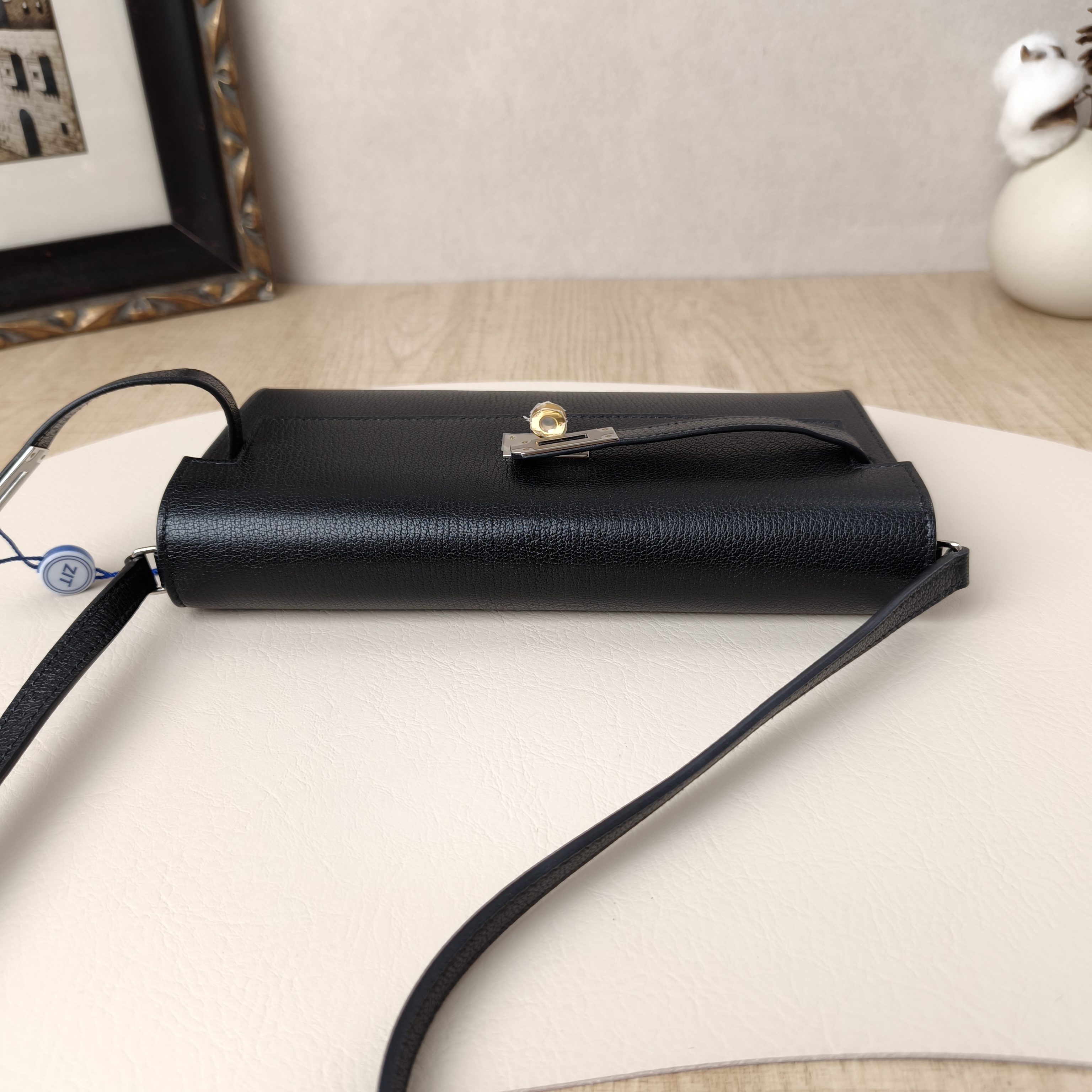 Hermès Crossbody Bag Kelly To Go Edition Walletwoc Black Evercolor Calfskin Silver-Tone Hardware One Size20 × 3 × 11 cm — cover view 4 of 10