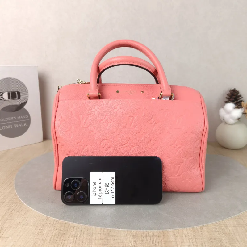 Louis Vuitton Top Handle Bag Speedy25 Pink Calfskin Medium25 × 15 × 19 cm — cover view 2 of 5