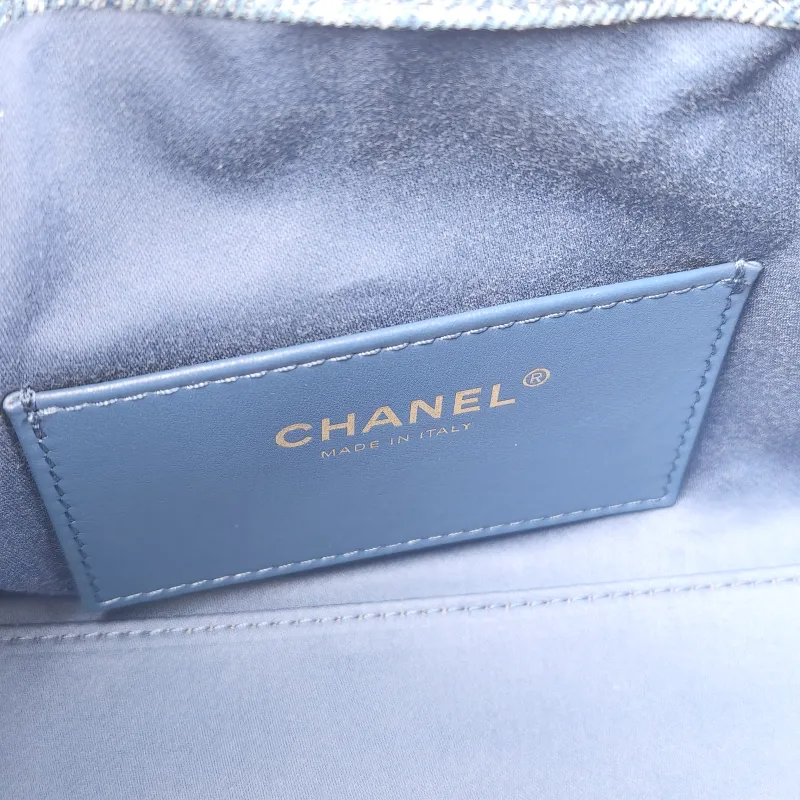 Chanel Crossbody Bag 25Bag Mini 22 × 12.5 × 22 cm — detail view 11 of 12