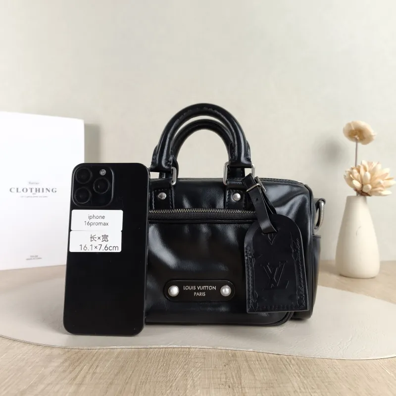 Louis Vuitton Crossbody Bag Keepall Cargo 25 Medium 25 × 11 × 15 cm — cover view 2 of 5