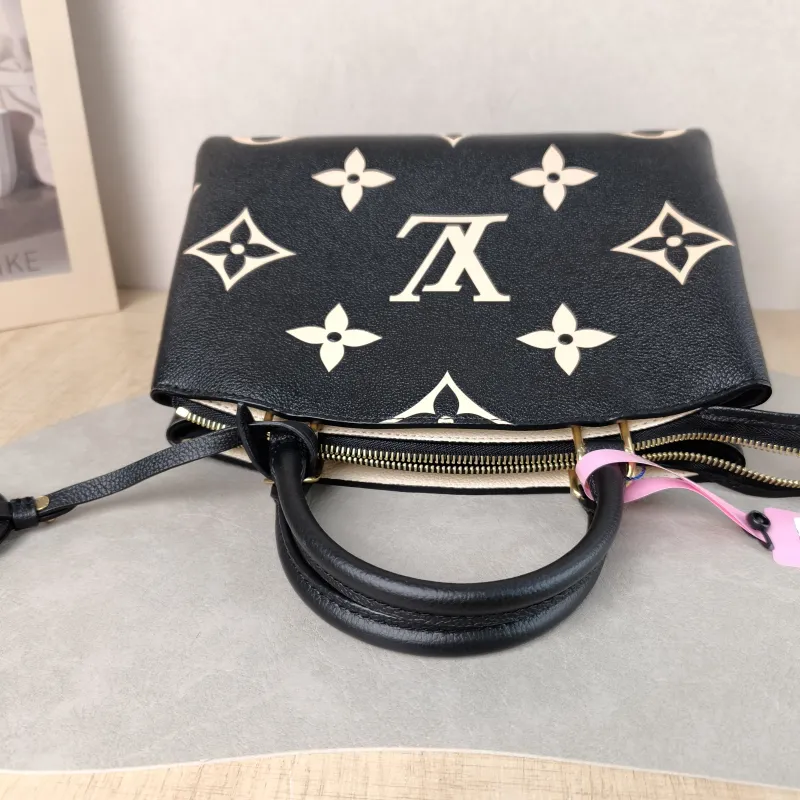 Louis Vuitton Crossbody Bag PETIT PALAIS Tote Bag Monogram Empreinte Embossed Calfskin Small 29 × 12.5 × 18 cm — detail view 4 of 13