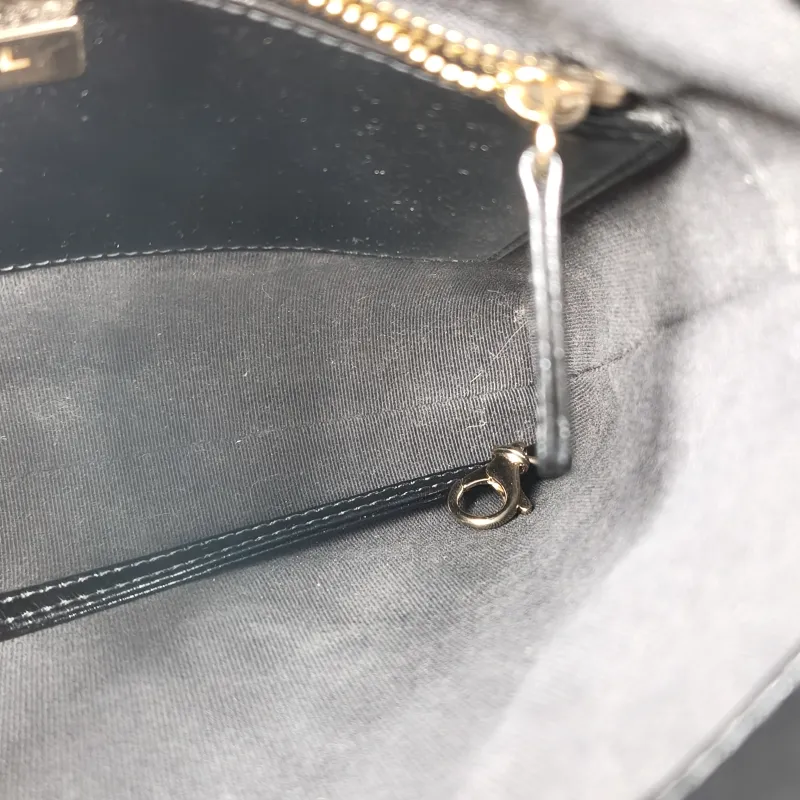 Chanel Crossbody Bag 31Bag Black Waxed Leather Mini 23 × 5.5 × 22 cm — detail view 10 of 11