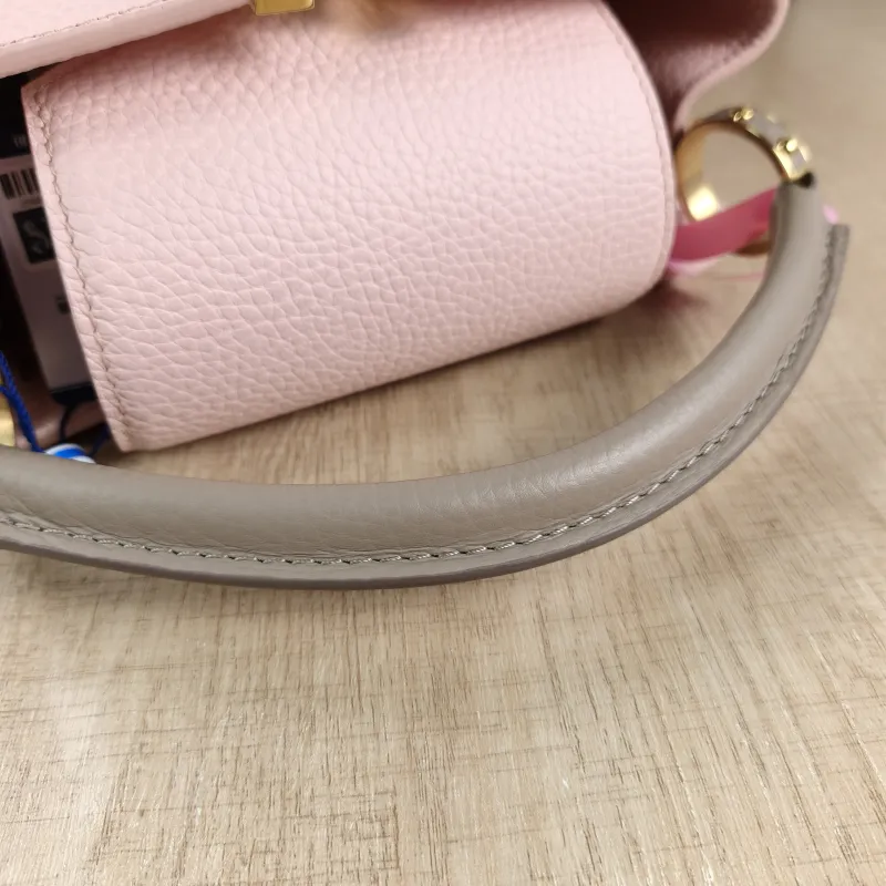 Louis Vuitton Top Handle Bag Capucines Pink Calfskin BB 27 × 9 × 17.5 cm — detail view 6 of 12