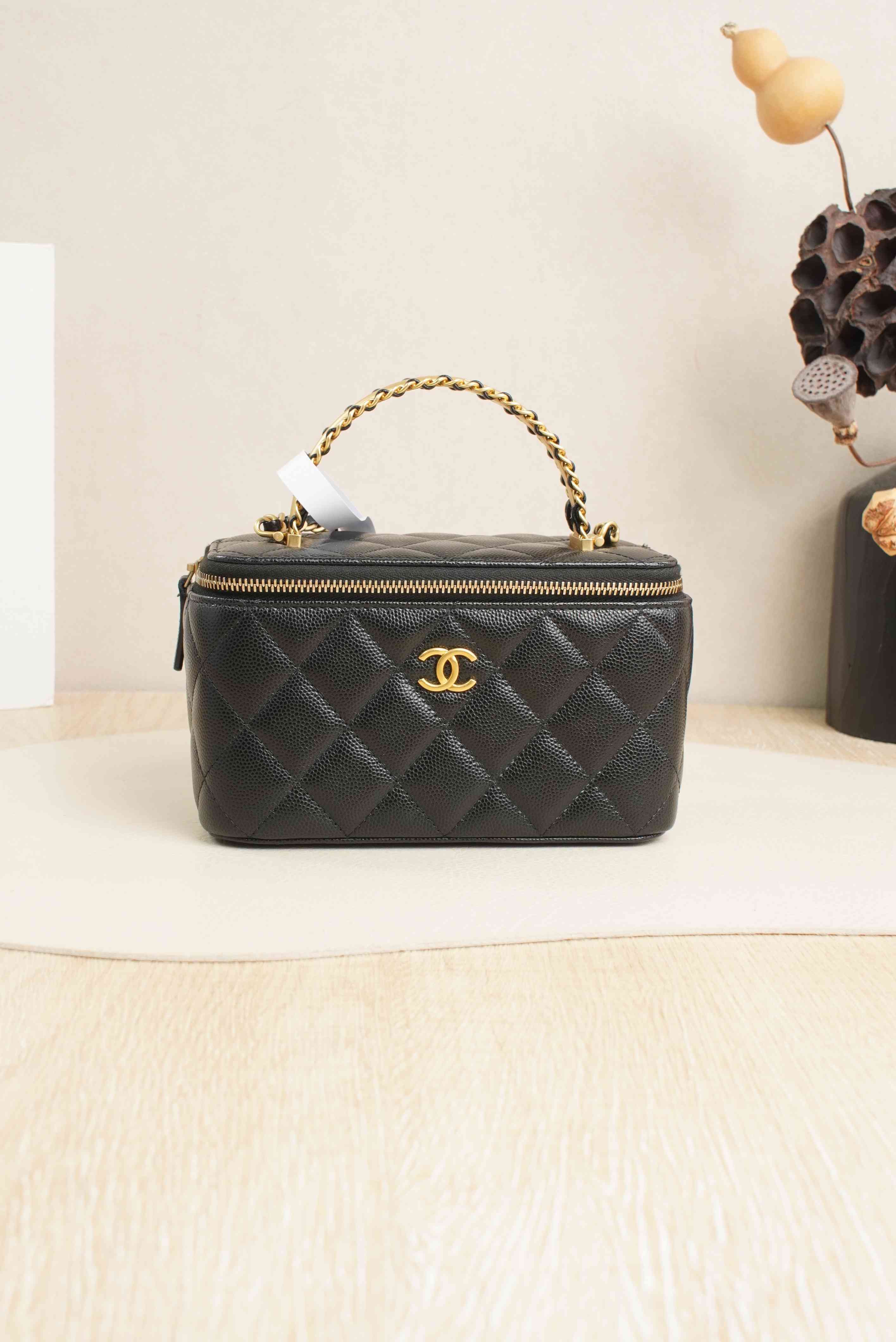 Chanel 24a Black with Gold-Tone Hardware Grained Calfskin Microchip Edition · Box Dust Bag · 17 × 8 × 9.5 cm