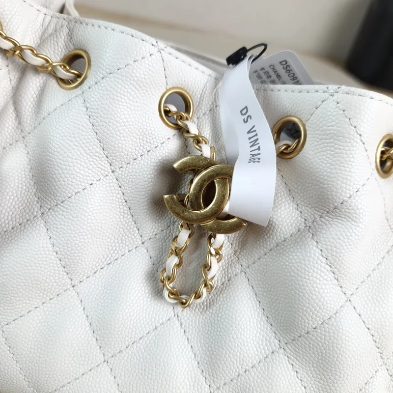 Chanel Crossbody Bag 25Bag White Gold Grained Calfskin Mini 22 × 12.5 × 20 cm — detail view 10 of 12