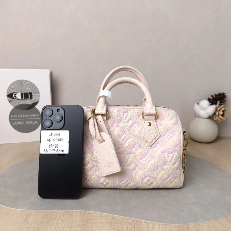 Louis Vuitton Crossbody Bag Speedy20 Calfskin One Size 20.5 × 12 × 13.5 cm — cover view 4 of 6