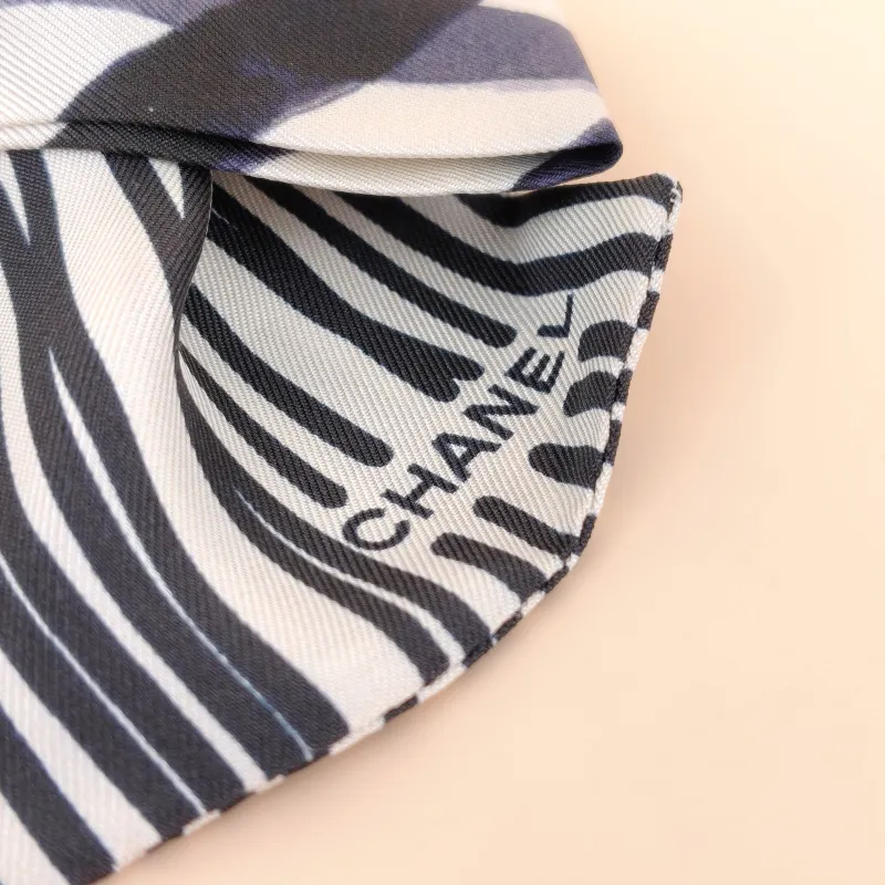 Chanel One Size โ cover view 7 of 8
