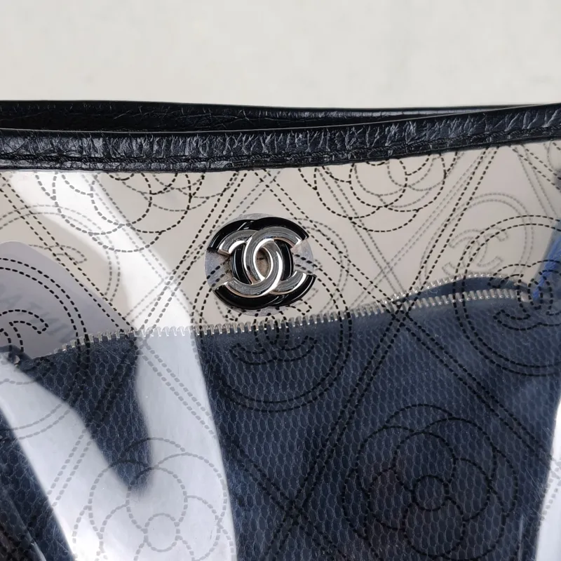 Chanel Shoulder Bag Bucket Bag Black PVC 15.5 × 14.5 × 18 cm 25 — detail view 7 of 10