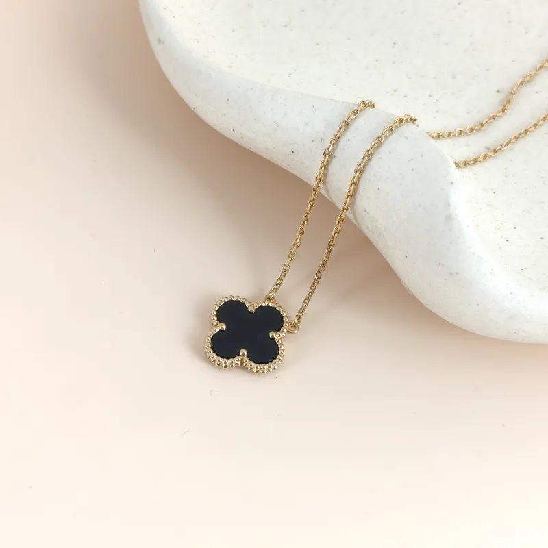 Van Cleef & Arpels Necklace Alhambra Alhambra Collection Necklace 18KY ellow Gold Vintage Small 47cm — cover view 3 of 8