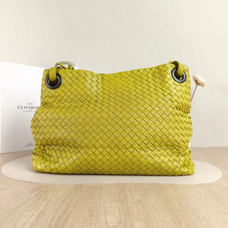 Bottega Veneta Shoulder Bag hobo Shoulder Bag Green Lambskin One Size 32.5 × 13 × 27 cm — cover view 1 of 4