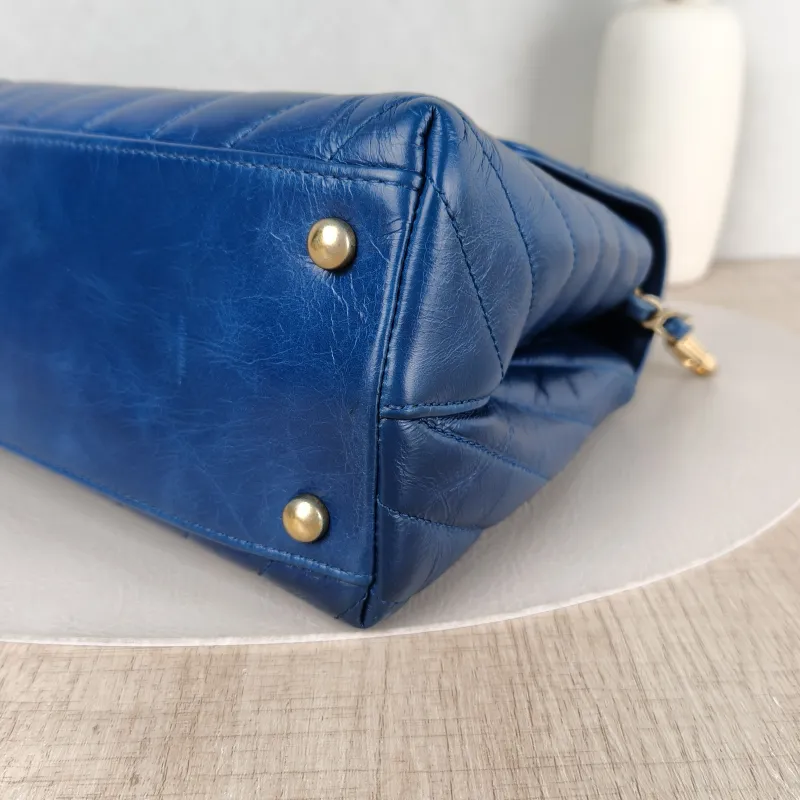 Chanel Top Handle Bag Coco Handle​ Blue V Calfskin Medium 29 × 12 × 18 cm 24 — detail view 12 of 15