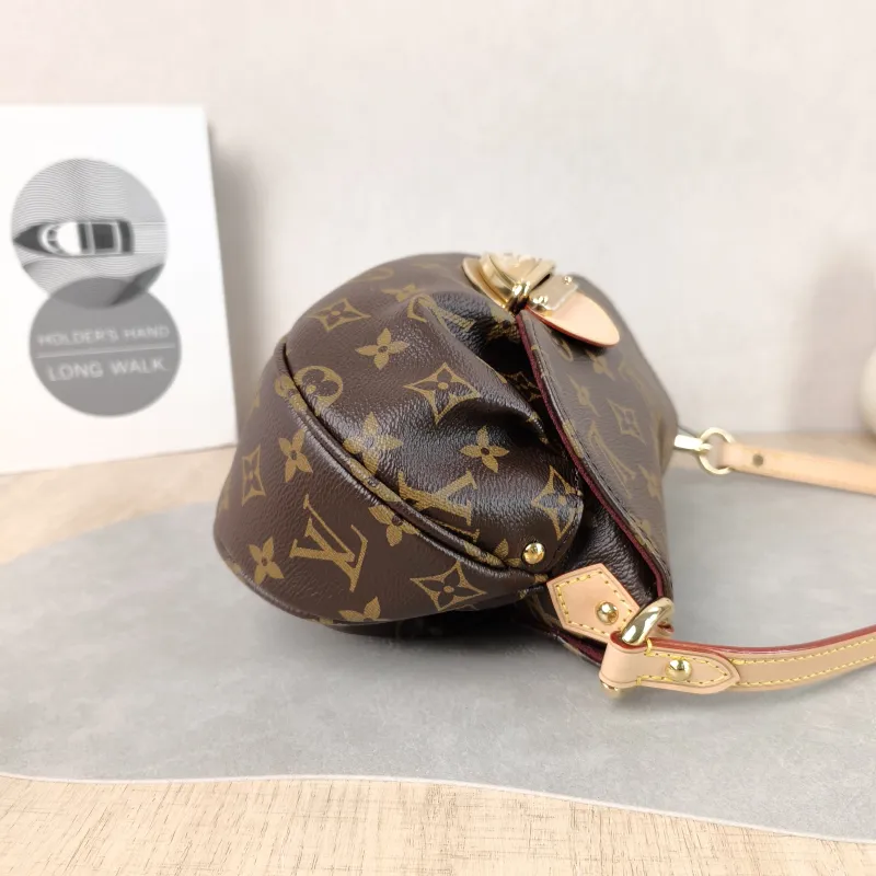 Louis Vuitton Shoulder Bag Sunset Monogram PVC One Size 27 × 3 × 18 cm — detail view 9 of 13