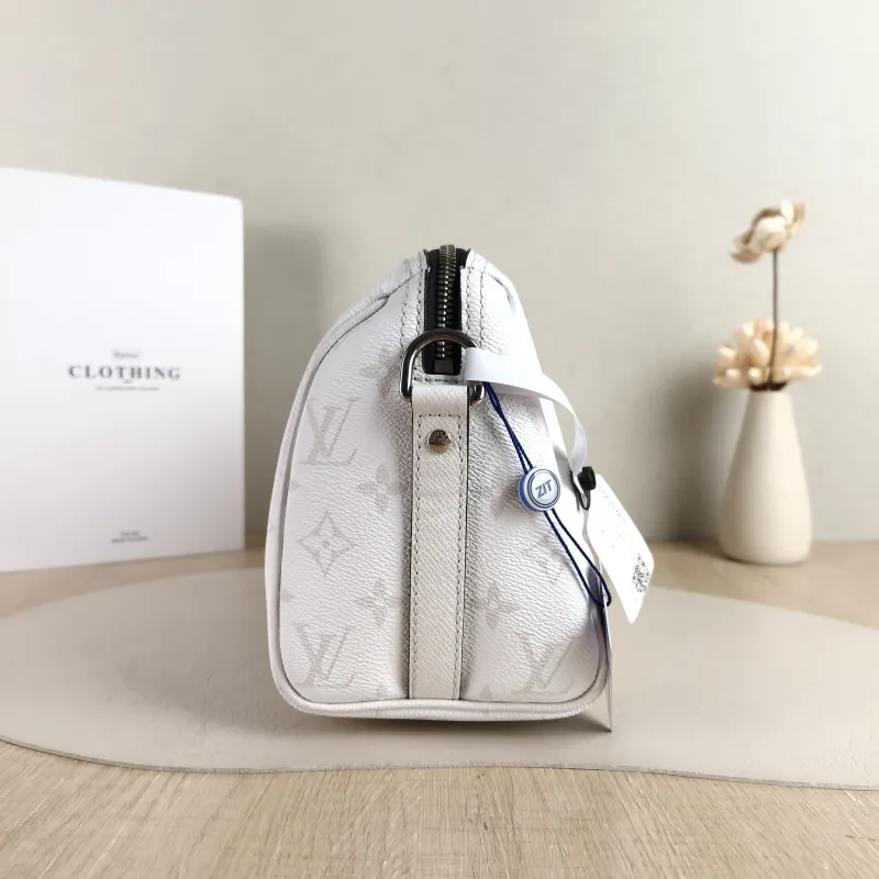 Louis Vuitton Crossbody Bag City Keepall White PVC Medium 27 × 13 × 17 cm — detail view 8 of 11