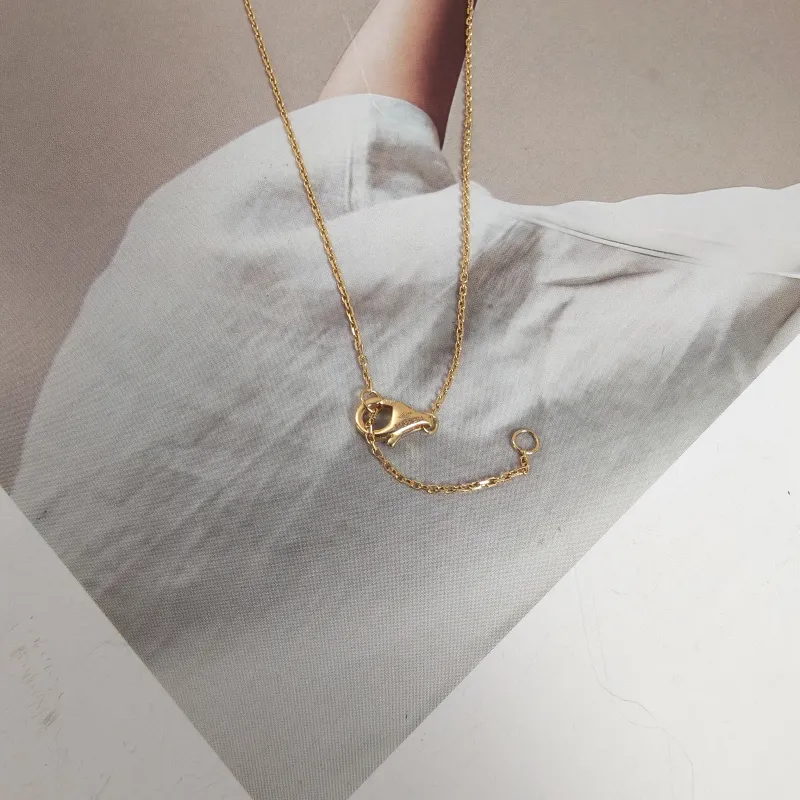CARTIER Necklace Amulette de Necklace Pearl · White Mother-of-Pearl18KY ellow Gold Small1.2cm 40cm Small — cover view 6 of 8