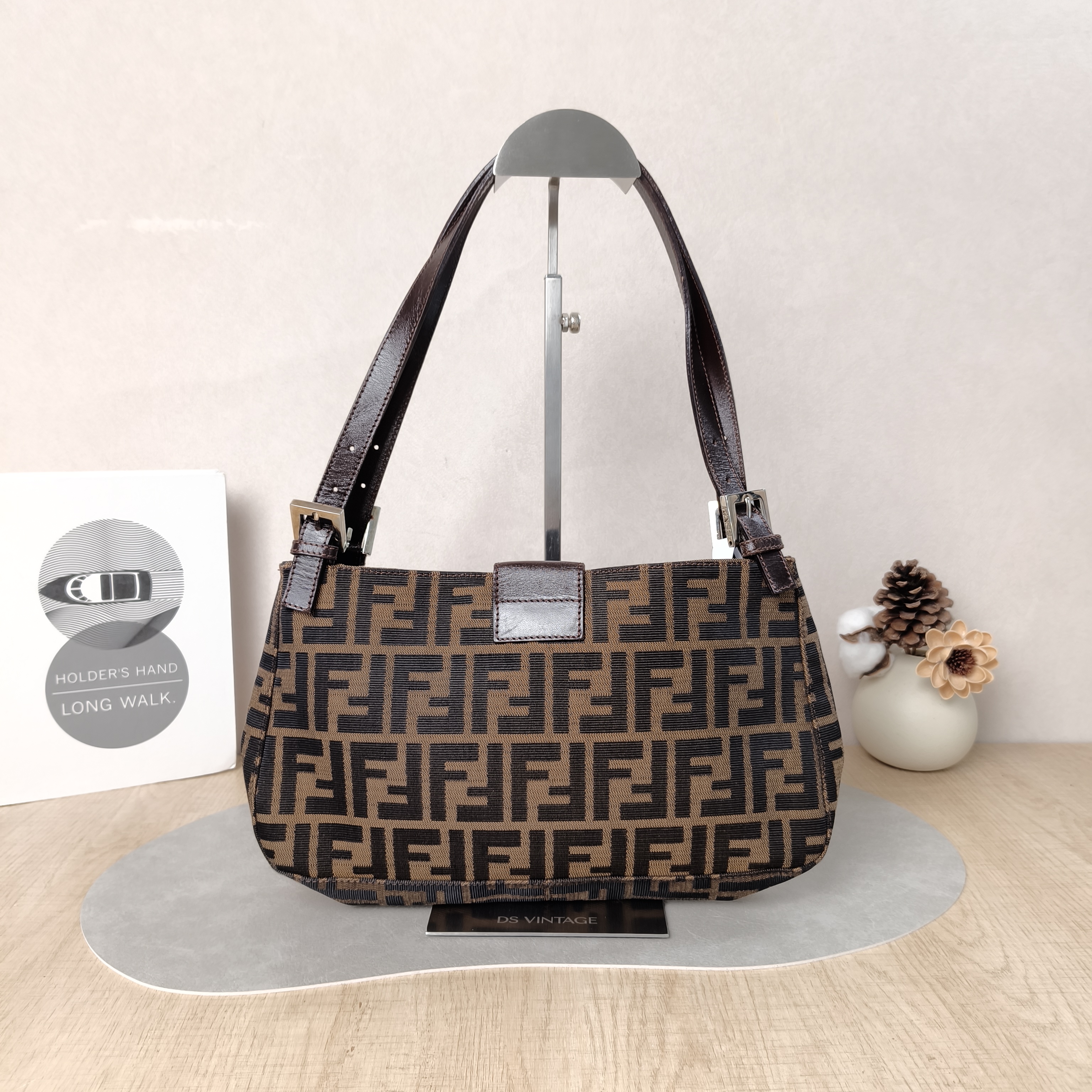 FENDI Shoulder Bag Monogram Canvas One Size28.5 × 5 × 16 cm — cover view 5 of 5