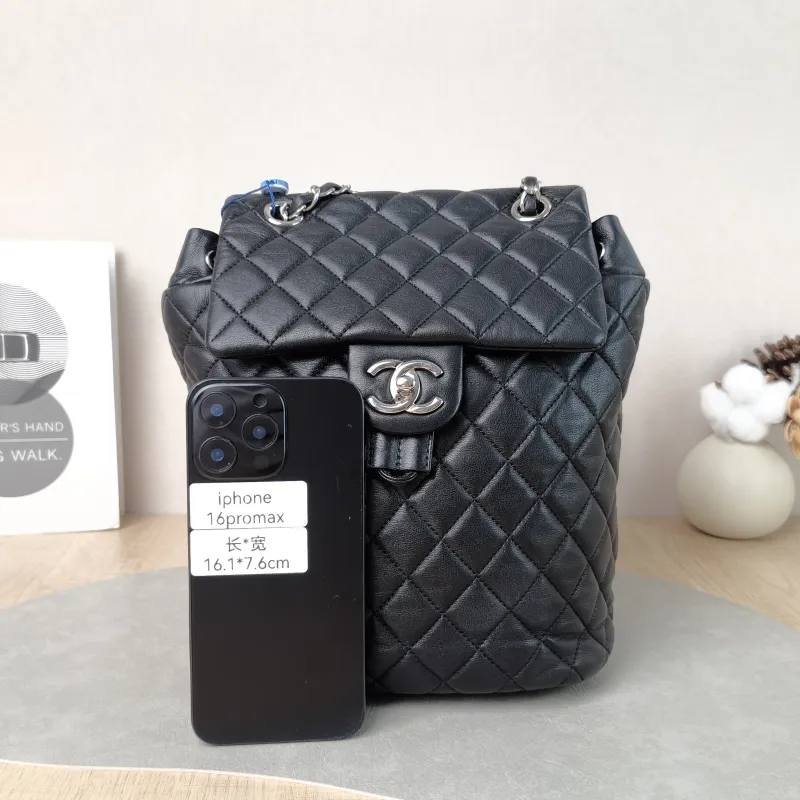 Chanel Backpack 23s Backpack Black Lambskin Large 20 × 12 × 25 cm 22 — cover view 5 of 6