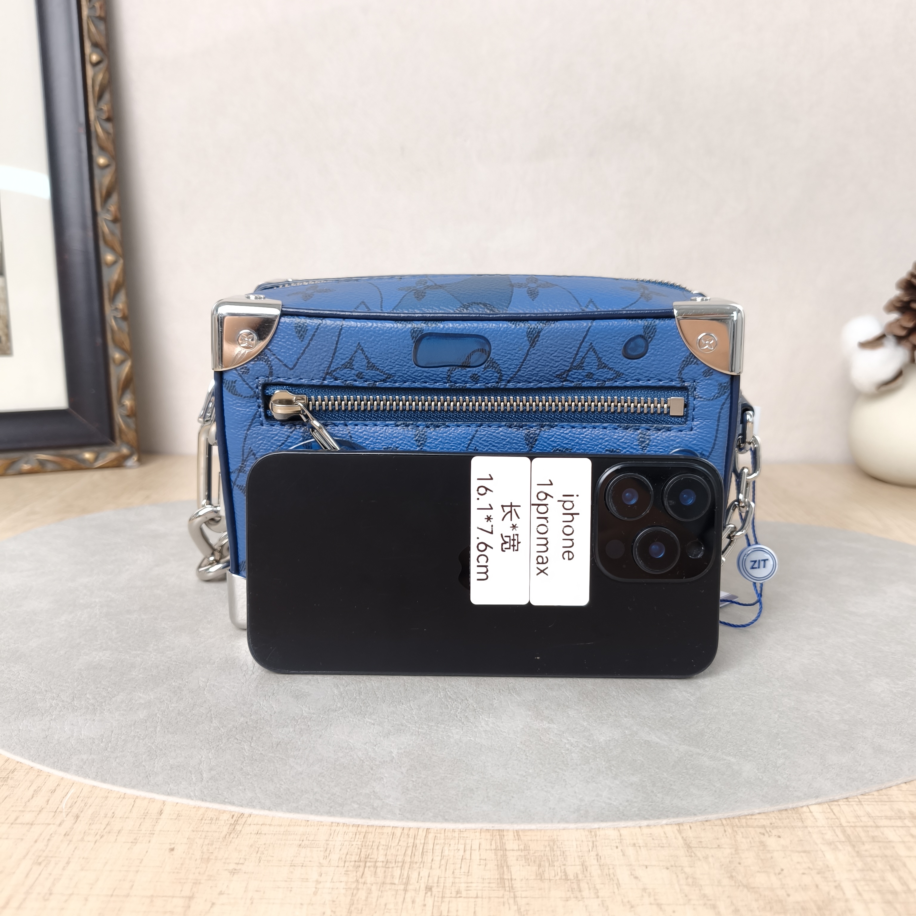 Louis Vuitton Crossbody Bag SOFT TRUNK Box Blue PV Cmini18.5 × 8 × 13 cm — cover view 2 of 5