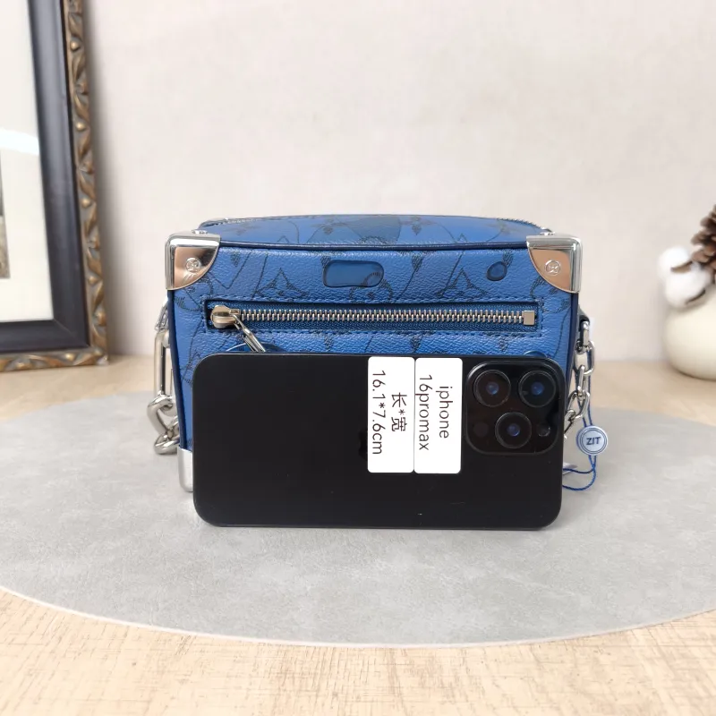 Louis Vuitton Crossbody Bag SOFT TRUNK Box Blue PV Cmini18.5 × 8 × 13 cm — cover view 2 of 5