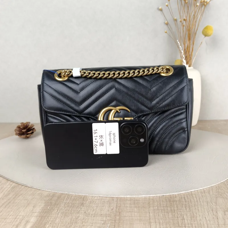 GUCCI Crossbody Bag GG Marmont Medium Marmont 26 Black CC alfskin Medium 26 × 7 × 15 cm — cover view 5 of 5