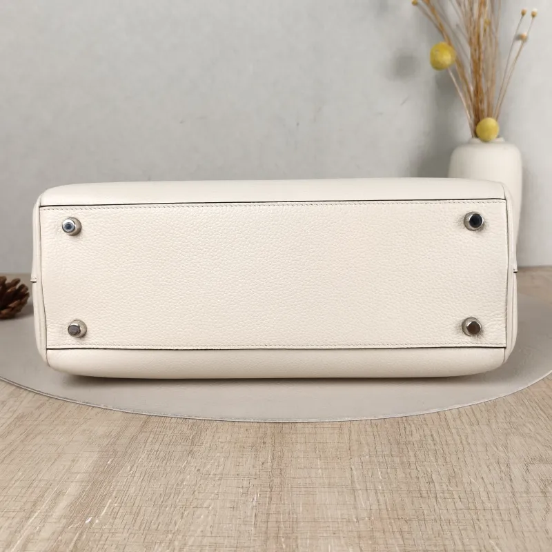 GUCCI Crossbody Bag zumi Top Handle Bag White Calfskin Small 27 × 10 × 22 cm — cover view 5 of 5