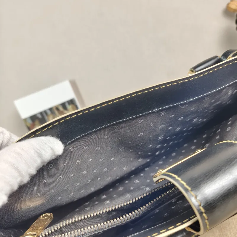 Louis Vuitton Top Handle Bag Suhali Vintage Black Calfskin One Size 36 × 12 × 22 cm — detail view 12 of 12