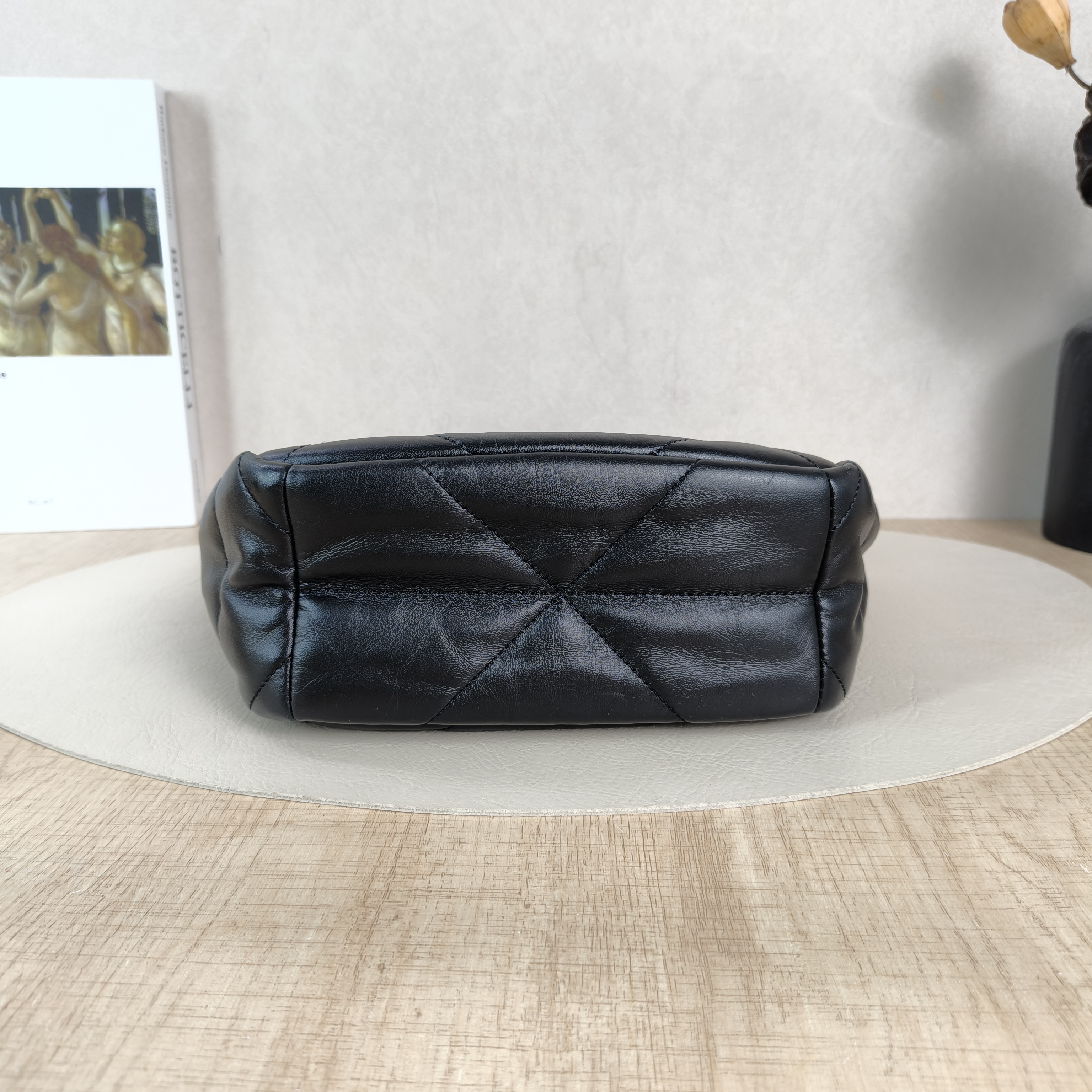 PRADA Bag Black Small18 × 10 × 15.5 cm — cover view 5 of 5