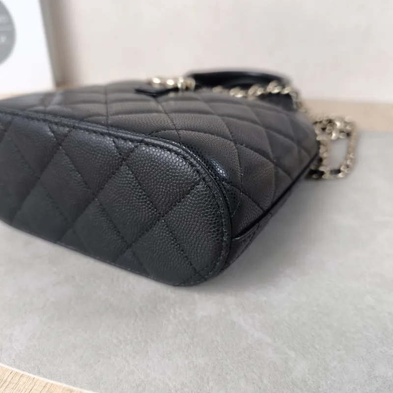 Chanel Top Handle Bag25a Edition Top Handle Bag Black Grained Calfskin One Size15.5 × 6.5 × 8.5 cm — detail view 9 of 13