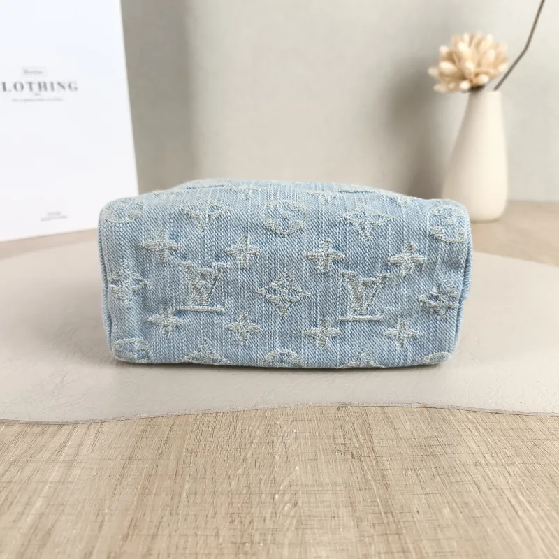 Louis Vuitton Crossbody Bag Speedy Nano Blue nano 16 × 7.5 × 10 cm — cover view 4 of 5