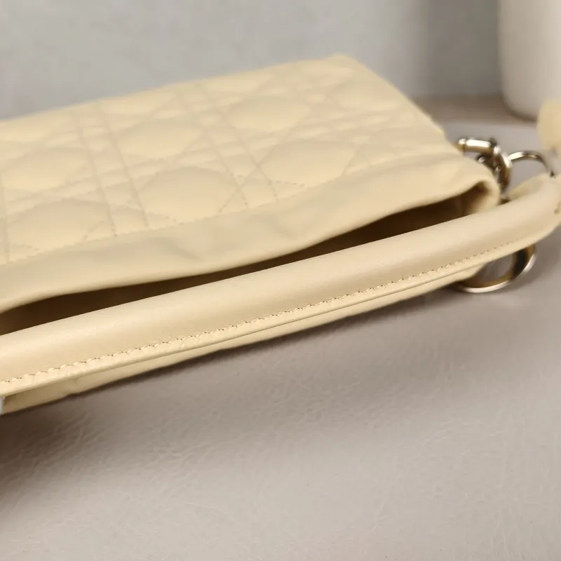 DIOR Crossbody Bag Lady Milly Chain Bag Yellow Lambskin Mini 19 × 5 × 13 cm — detail view 7 of 11