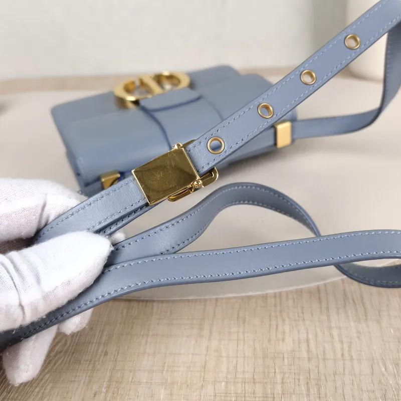 DIOR Shoulder Bag 30Montaigne 30 Calfskin Mini 15 × 4 × 11 cm — detail view 8 of 12